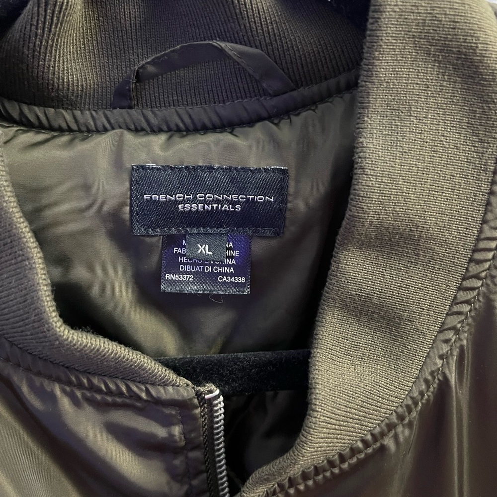 Bomber Jacket - Picture 3 of 4